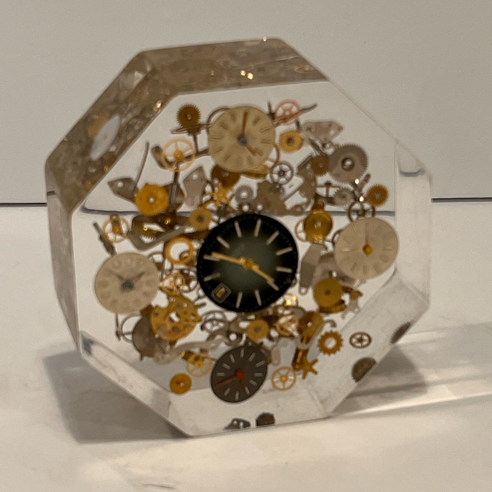 MCM Rare 1950s Lucite Exploding Watch Parts Sculpture Frozen Paperweight Octagon - Picture 10 of 15